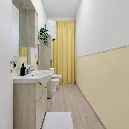 Group-friendly Flat 10 Minutes From The Stadium Wifi Pet * Mailand